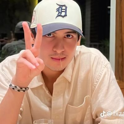 rkivebfs's profile picture. why so cirrus?