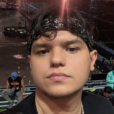 midnightgosfer's profile picture. 𝕻𝖔𝖕 𝖆𝖙𝖊 𝖒𝖞 𝖍𝖊𝖆𝖗𝖙 🍭