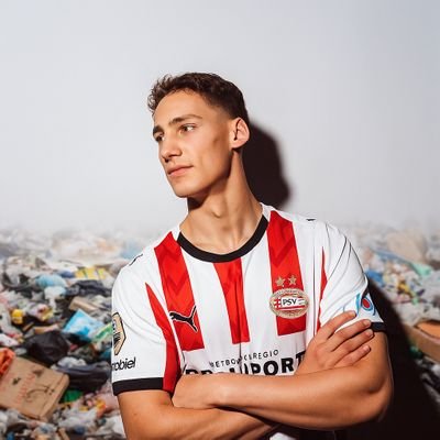 Unofficial account Ruben van Bommel - Supporter of PSV |
Don't take me seriously