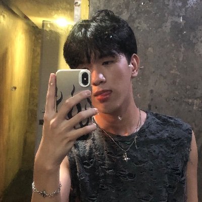 Xavierchnn's profile picture. main account hacked ☠️