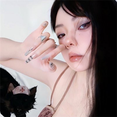 JvXQ4VanalQLLC9's profile picture. 