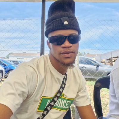012📍 & 011
BallR⚽💰 KC💛 & CFC💙
IG:@mfanamnguni.za
God Fearing Gent🙏❤
Jeremiah 29:11