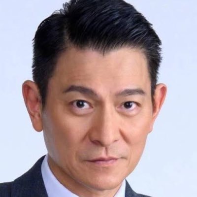 感谢大家的爱和支持,请继续相信我,我不会让你们失望的,我有 2 个已验证的帐户,这个帐户没有 DM❌