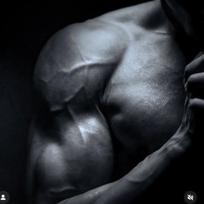 desimandem1's profile picture. 24|| Mdni 
Ind 🇮🇳/ ldn 🇬🇧