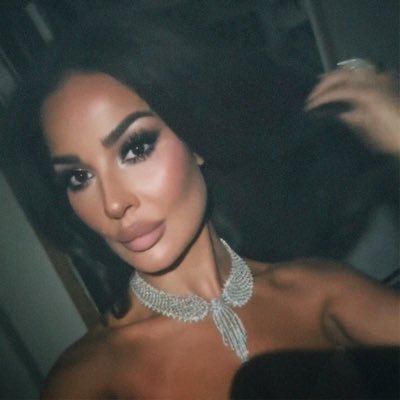 منشوراتي هي مجرد سطور أعجبتني وليست جميعها تعبر عن حالتي .. فحياتي لاتطرح أمام الجميع 💫