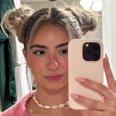 Mandywhistler19's profile picture. I'm caring and fun to chat with, pet lover,honest and trustworthy looking for honest man to settle down with