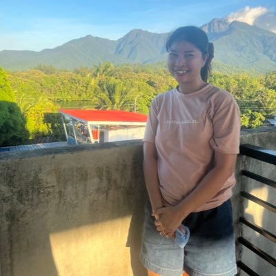 A teacher/ simple lady and filled with God's love :)))
