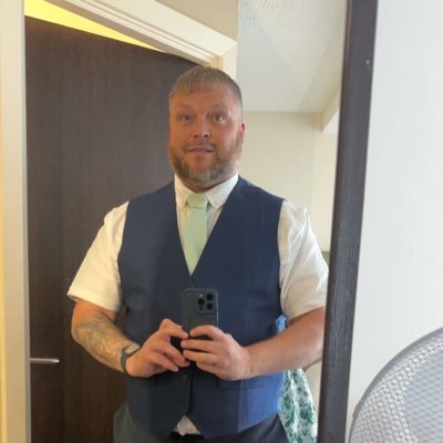 richardshoebri1's profile picture. A big Nottingham Forest fan 🔴⚪️ #NFFC #F1 🏎️ England 🏴󠁧󠁢󠁥󠁮󠁧󠁿 travelling ✈️ Türkiye 🇹🇷 Also a membership holder at Lincoln city #imps