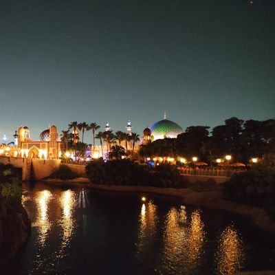 tom0rrowisa73D's profile picture. WEST./Disney/スピッツ/映画/音楽/ミュージカル/ロック/ジャズ/星空/花/イラスト/写真/読書…マイペースに好きなものを愛でる日々。Disneyとスピッツに感性を育てられた人。子と共にゆるゆると推し活中🌈