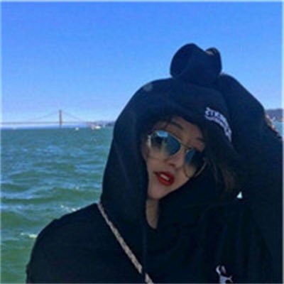 Qh8rf33ML40bYg's profile picture. 