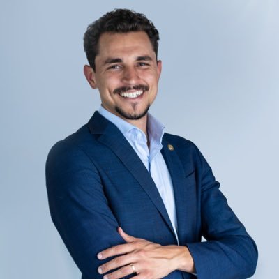 •Vereador eleito com 27.062 votos • Secretário de Juventude (2021-2024) • Gestão Pública (UFRJ)