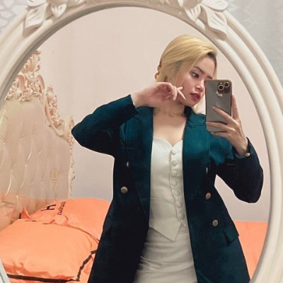 Beauty, fashion, and food enthusiast. 🌼 Serial entrepreneur fueled by dreams and nature. 🌳 🌟💪🚫PORN🚫Scam🚫Bot