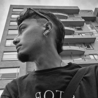 rolo, 22 años, flaco velludo... ven que si es pa eso 😈 contenido 🔞 sígueme para ver más.