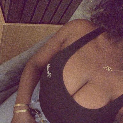 ||Man U❤️ ||God is good😍 ||👻 your favorite sexy baker 👩🍳Wizkid FC