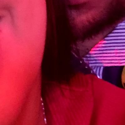 swjuarez24's profile picture. busco experiencias con parejas puedo también llevar amigas busco solo parejas o mujeres solas