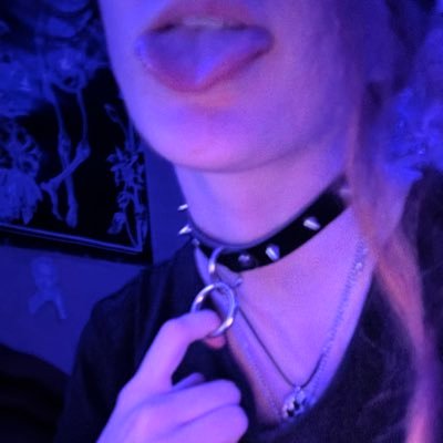 Missthemdotnet's profile picture. 🔞 hai there! I’m stell I am 21!! :D MINORS BE GONE//I repost stuff!!//person in banner is me!//MINORS DNI