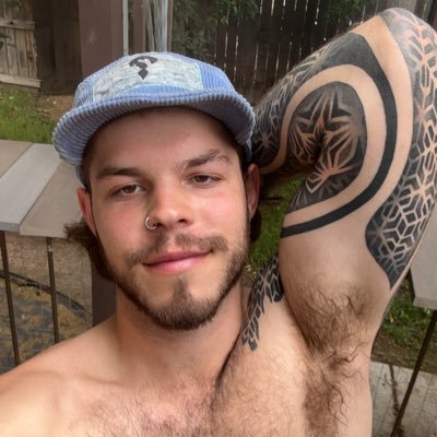 18+ Bi Boy with a fun side 😛😈check out the link 🤤 22yo/ Denver