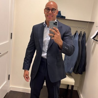 StreetWalker212's profile picture. Host of a Politics, Health, Reacting to Modern Dating, Culture & True Crime Podcast 🎙️ Broadcasting live on X 🎥 YouTube, Rumble, and Kick! 🇺🇸🇩🇴 /G\