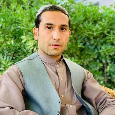 *ځينې دې بيا😒*
*هغه وخــت ارمان ڪـــوي🙂*
*چې ڪله دې زنه په ڪــفــن دروتړي🥹*
🖤