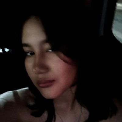 larota84's profile picture. 