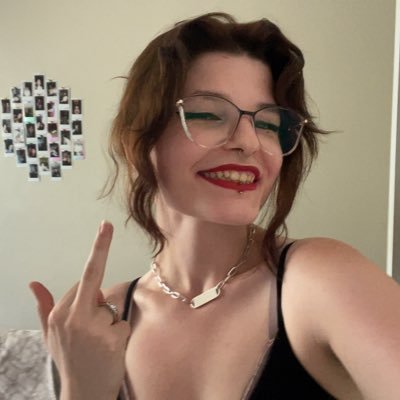 sweetsinss_'s profile picture. married, hot and unbothered, yr new fav pretty n funny internet lady