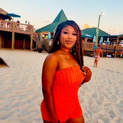 michasha7's profile picture. Never Accept The Bare Minimum ♈️