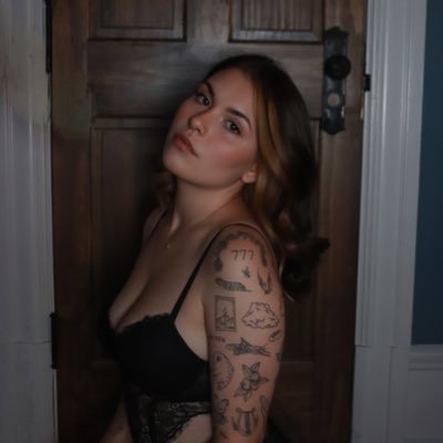 eva_vought's profile picture. so nearly free
