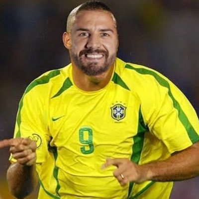 escuto musica competitivamente, o maior torcedor do FLUMINENSE no estado de São Paulo e eleito 3º melhor Jogador de CS:GO em Jundiaí no ano de 2018 pela HLTV