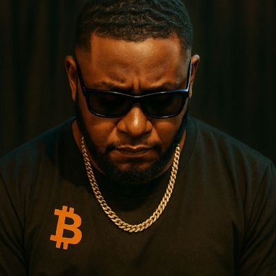 Uncleversal's profile picture. Insta: @orangenumbers95