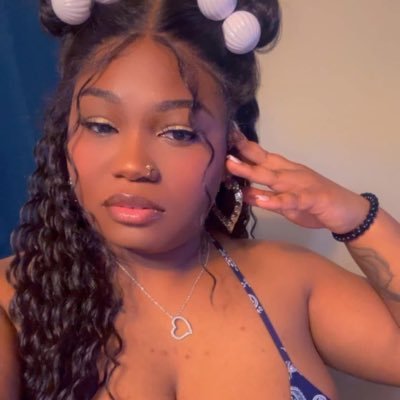 You’re here because I’m funny or you think I’m cute. Either way.. you lit. 🔥 😘#SagNation ♐️