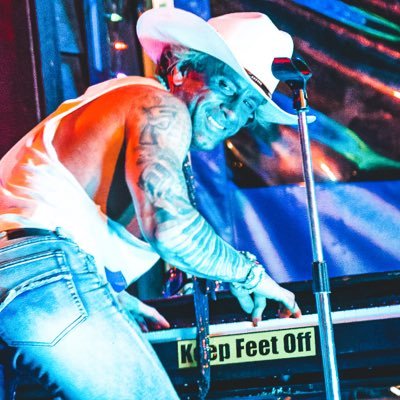 šŗšø @brandonlgiles RocknRoll Boogie Blues piano player/singer & #catlover #cats #rocknroll #piano #LetsGoBrandon #bluesmusic #trump #maga #GulfOfAmerica