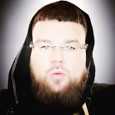 doinyamomo2's profile picture. twitter bio