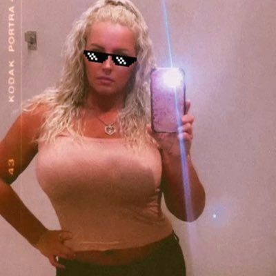Not here to fit in . $JenSoVicious - not single . #WHODEY - J names 🚩