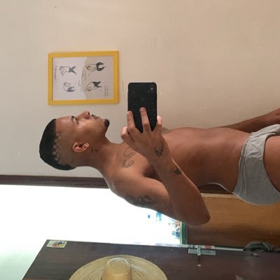 🔞 🇧🇷🍆🍁🦶🏿💦 | não aceito perfis sem foto, somente 🔞 | out @djkaim019