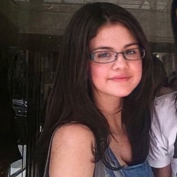 lollitha_'s profile picture. I can’t be what you want me to be
