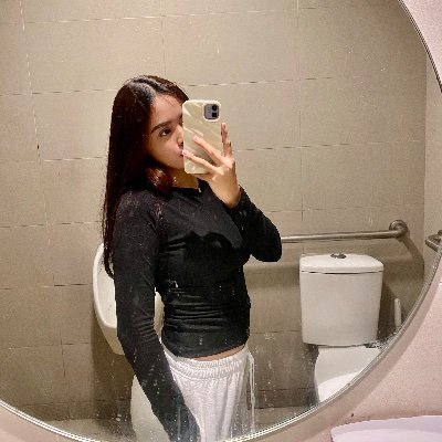 jycrgnn's profile picture. it's me, hi!
