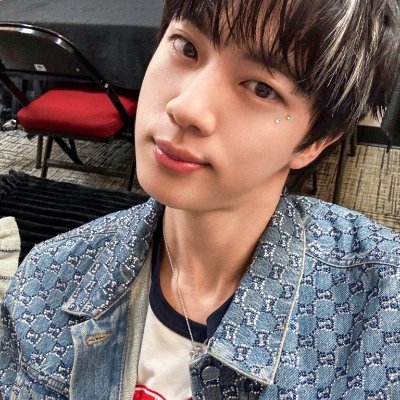 future's gonna be okay ≽^•⩊•^≼ | ✧˖°.˖₊ ⊹ ✧ ⩇⩇:⩇⩇ @tomydearestV mi casa ♡ HOTS 3103/0104 RUN JIN TOUR 26-27/07