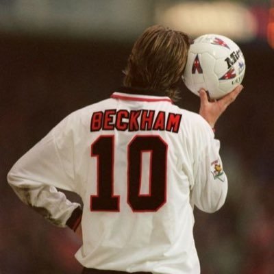 _Toks10's profile picture. Red