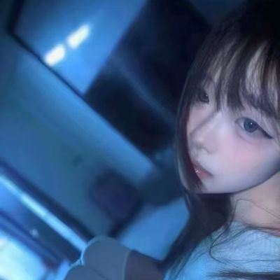 私は今32歳で独身ですが、最近寂しくて、大人で穏やかな恋人を探しています。30歳以上の独身男性がいる場合は、私のLINE:2568665を追加して電話で連絡することができます