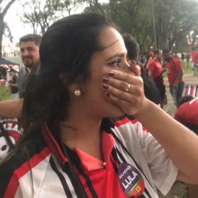 Sou muito gente boa, mas por gentileza, não me encaralhe.