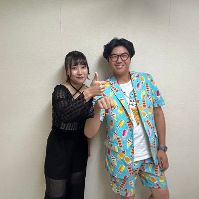 aisukuch's profile picture. アイス芸人たかたか(@takataka_takap)と愛乃える(@l__aino)のアイスが溶けるほど熱くアイスを語る観覧型トーク番組！ 月一で阿佐ヶ谷家劇場から配信！ #すくちゃん
