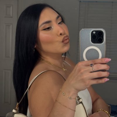 briannawutttt's profile picture. mereces lo que sueñas