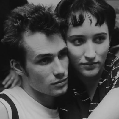 pet kitties, suck titties, spend fitties. / jeff buckley and hannibal enthusiast, he/him. INFP-T