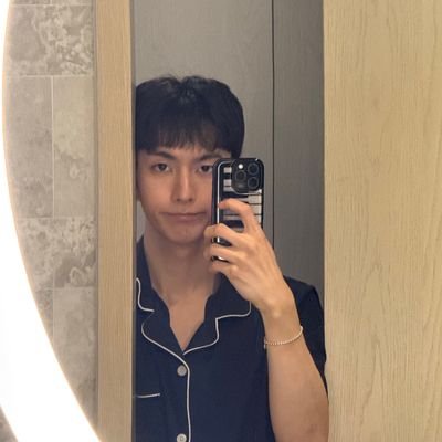 JamesBo54868127's profile picture. XH and SKZ cc