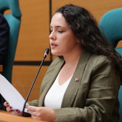 av_hazalbayhan's profile picture. 🎓Bilgi ‘19 | Avukat | Üsküdar Belediyesi CHP Meclis Üyesi | Hukuk, Kadın & Engelli Komisyonları | Fiat justitia, ruat caelum ⚖️ |Marmara Yerel Yönetimler YL📖