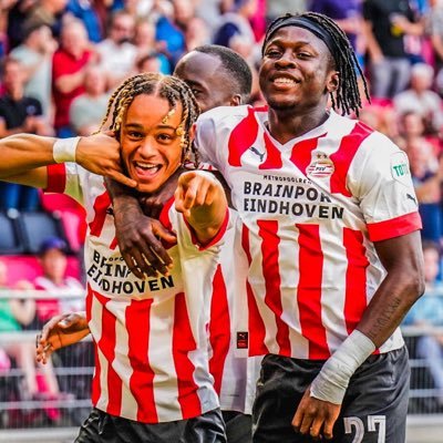 18‘(06)🇯🇵🚹¦👑@YG_GlobalVIP¦👼@JYPEmissA 🇳🇱@PSV 2019〜 🏴@SpursOfficial 2025〜 新規🙌 ⚽️@doan_ritsu @xavisimons @johanbakayoko_