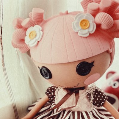 dolls digital diary 🧸 may or not be disordered