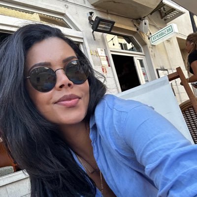 Rebianchiuk's profile picture. 🧠 Pensar virou ato de rebeldia. 📌 O sistema só muda quando você muda. 🇧🇷 em 🇬🇧