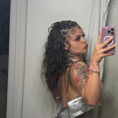18+🍦content |bubble booty🍑🫧|meetups available| slut 🤪|5’8😌throat🐐👸|customs 🤑🎥dm for more info ℹ️ dms are only for buyer‼️