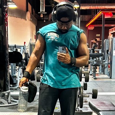 Gym bro| Caffeine addict| Project Management x Finance💰x Gadgets |